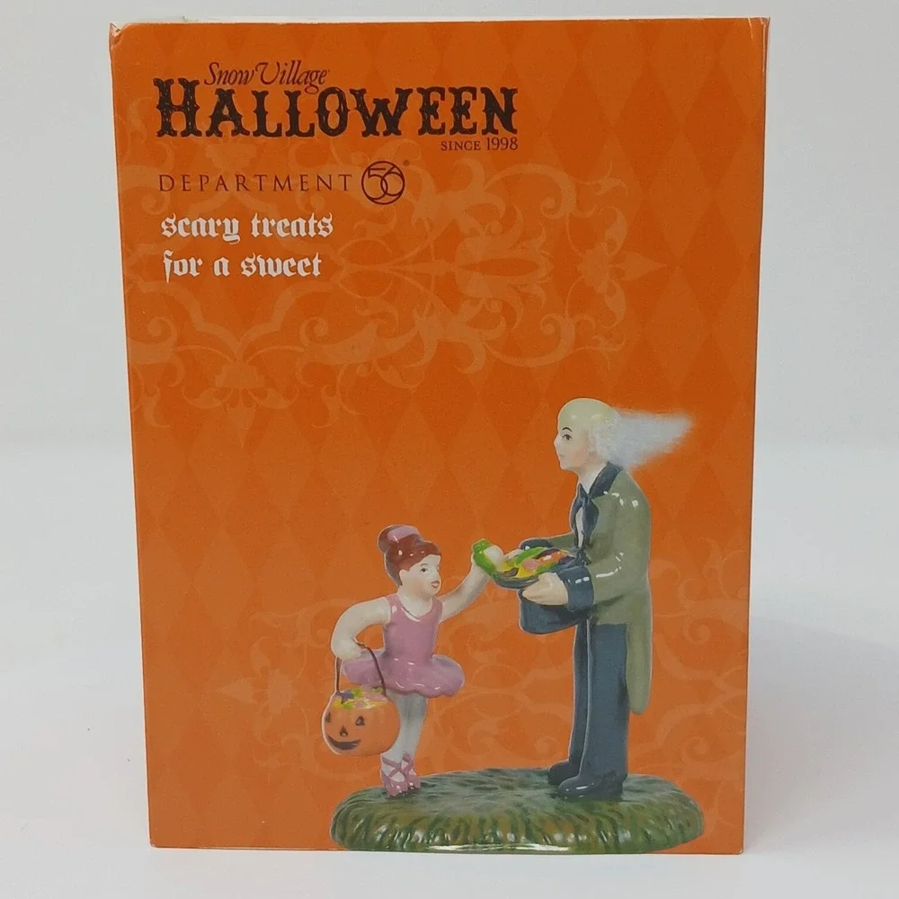 Dept 56 Scary Treats For A Sweet  Snow Village Halloween Accessory #6005486